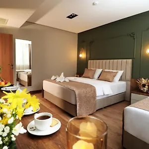 فندق Bayrak Grand, ترابزون